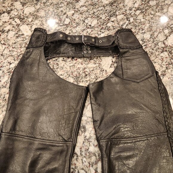 Unik Motorcycle Biker Chaps Black Leather Zipper&Snaps Size L Pinhole Pictured - Picture 3 of 8